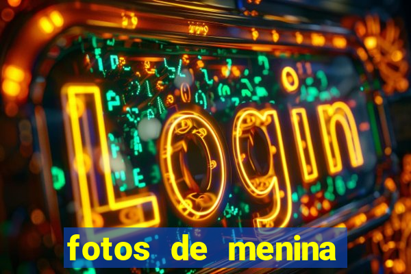 fotos de menina fake cacheada